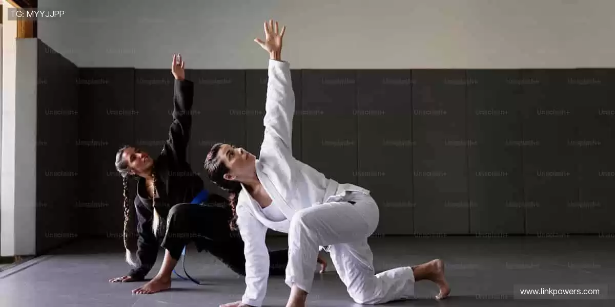 🏀【空中对决】热血扣篮，点燃你的篮球魂！